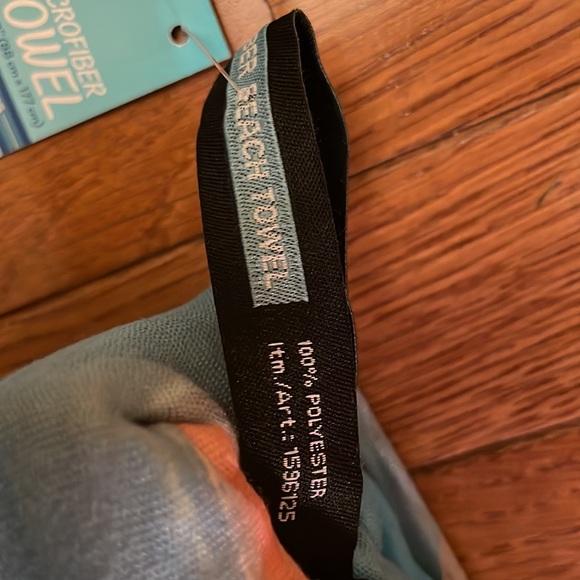 Microfiber Beach Towel - Picture 5 of 5